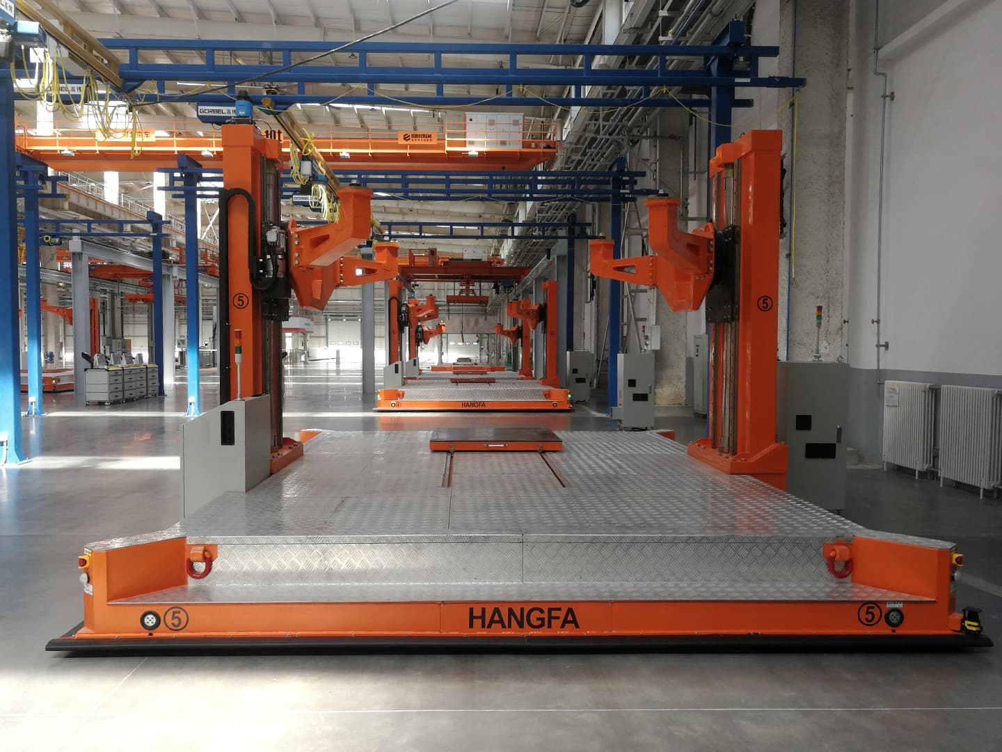 Application of 13t heavy-duty omnidirectional vehicle in automatic assembly line of bogie frame-1