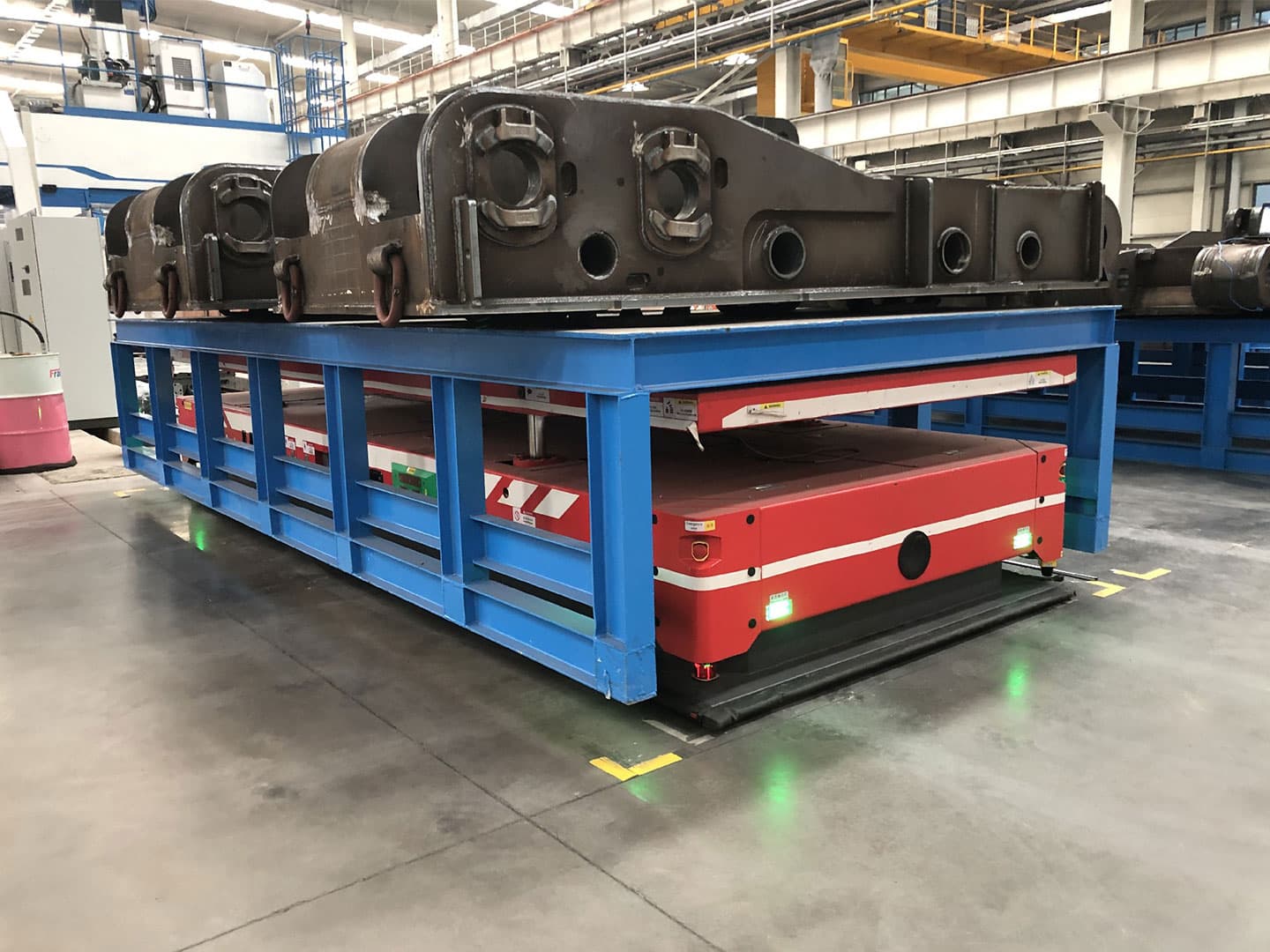 Application of 25t latent AGV in the transportation of welded structural components-1