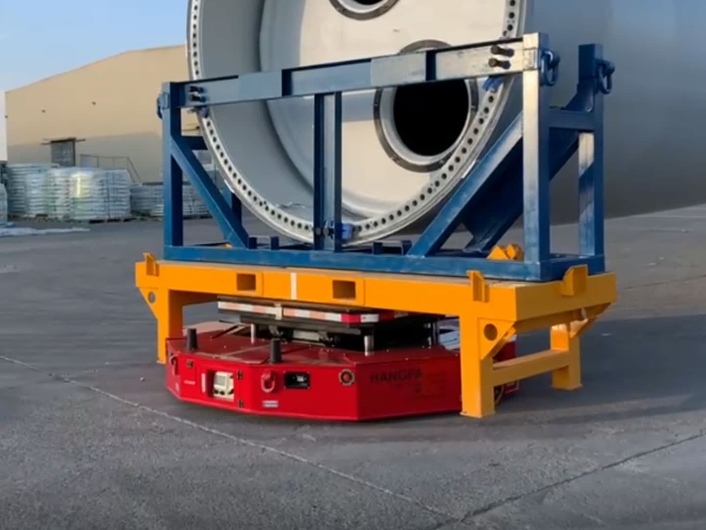 Application of 40t blade automatic transfer AGV in the transfer of wind turbine blades-1