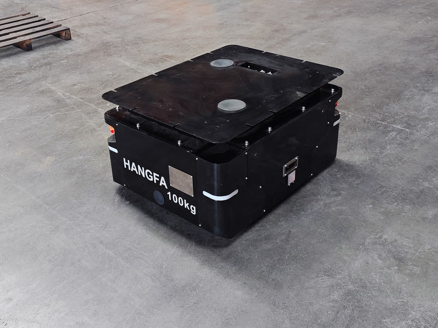 Application of 100kg Omnidirectional Transport Vehicle for Equipment Transportation-2