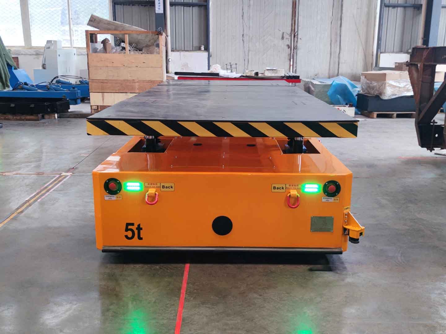 Application of 5t AGV in the transportation of workpieces-2