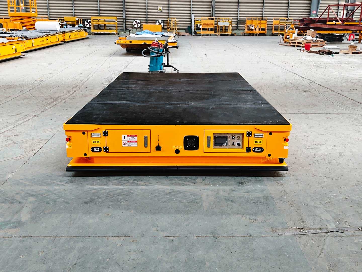 Application of 30t Heavy-Duty AGV for Component Transport with Custom Pallets-1