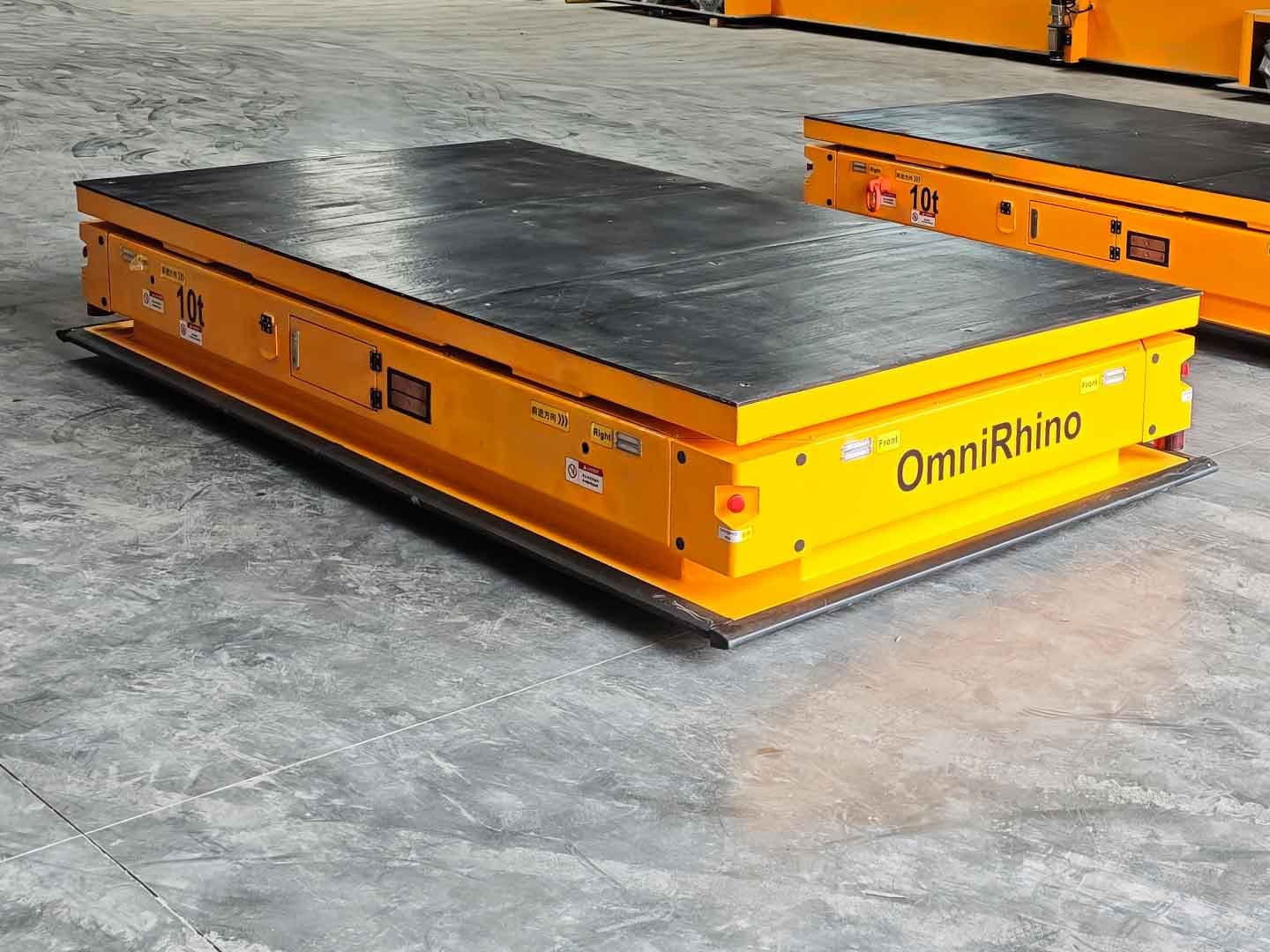 Синхронизированное двух AGV грузоподъемностью 10 т для транспортировки компонентов-2