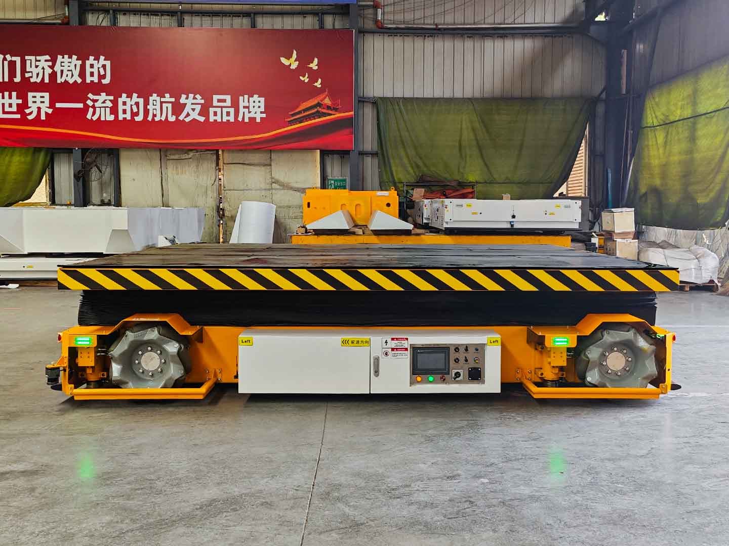 Application of 3t movable lifting platform for workpiece transportation-4