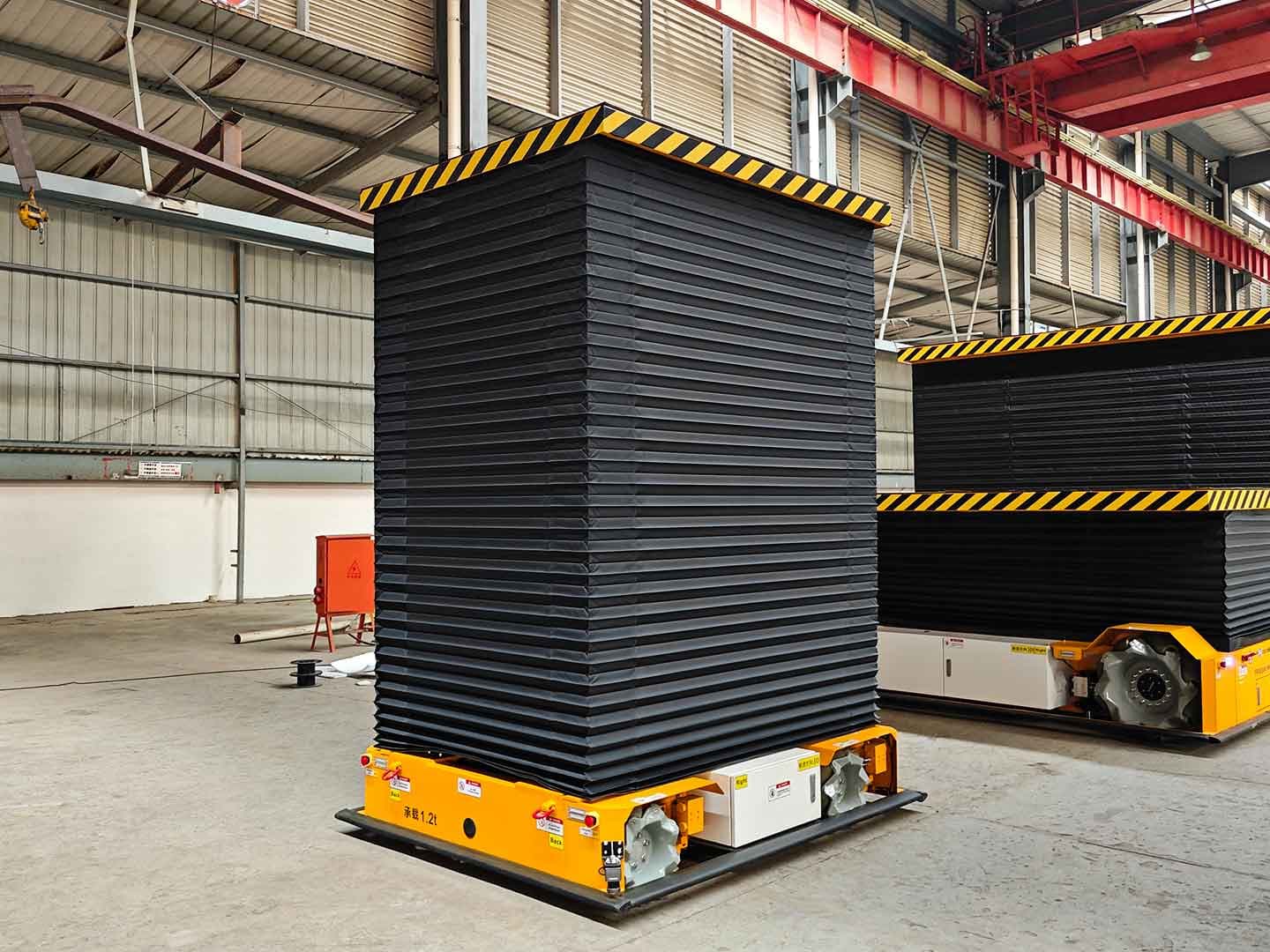 Application of 1.2t movable lifting platform for workpiece transportation-0