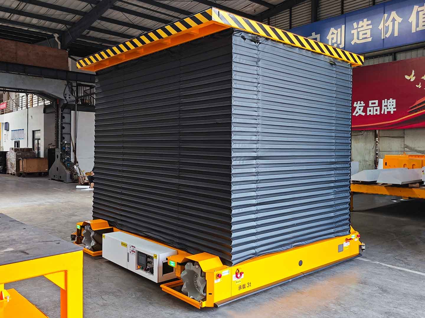 Application of 3t movable lifting platform for workpiece transportation-1