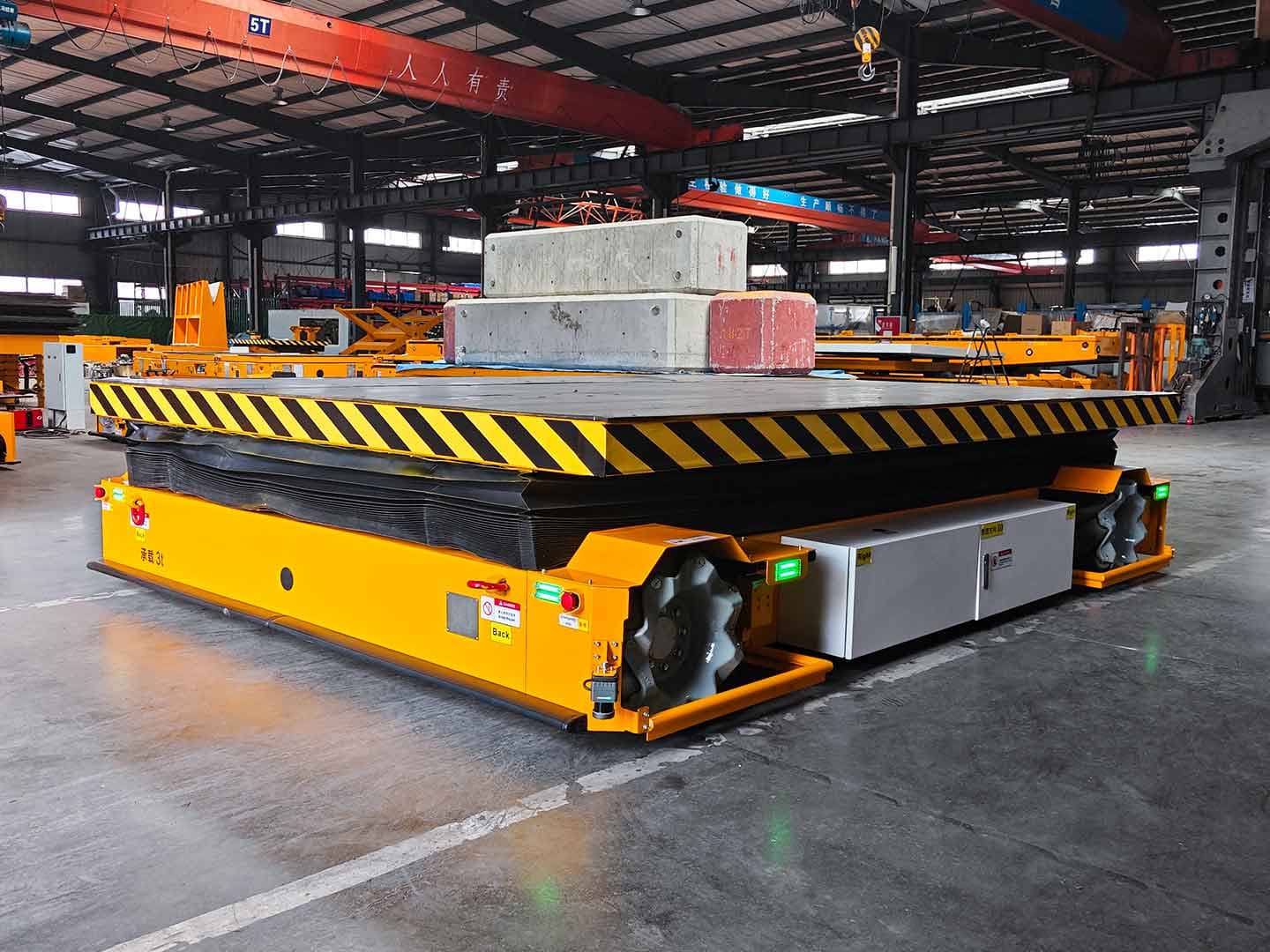Application of 3t movable lifting platform for workpiece transportation-2