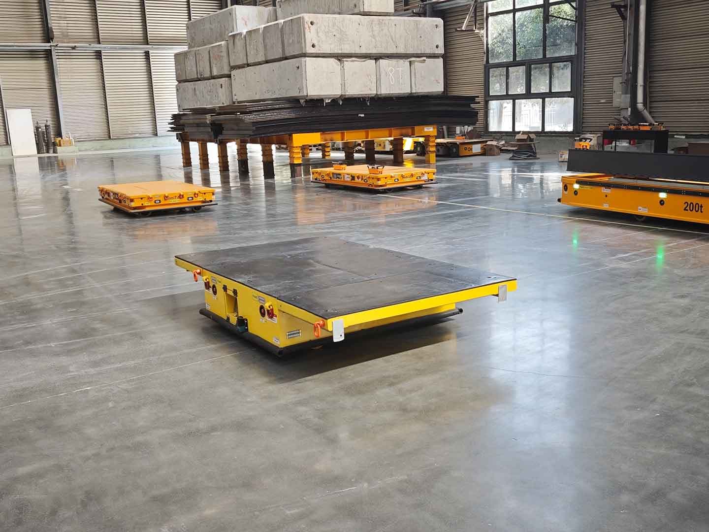 Применение AGV грузоподъемностью 4 т при транспортировке компонентов-2