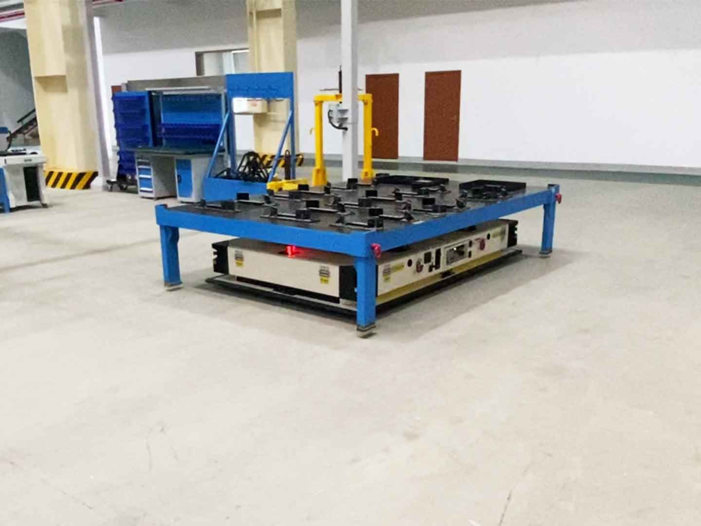 Application of 5-ton latent lifting heavy-duty AGV in automated transportation in the workshop-0