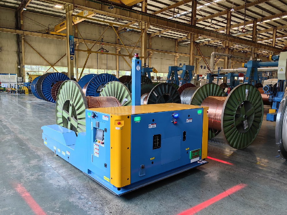 Application of 8t heavy-duty AGV in the handling of wire coils