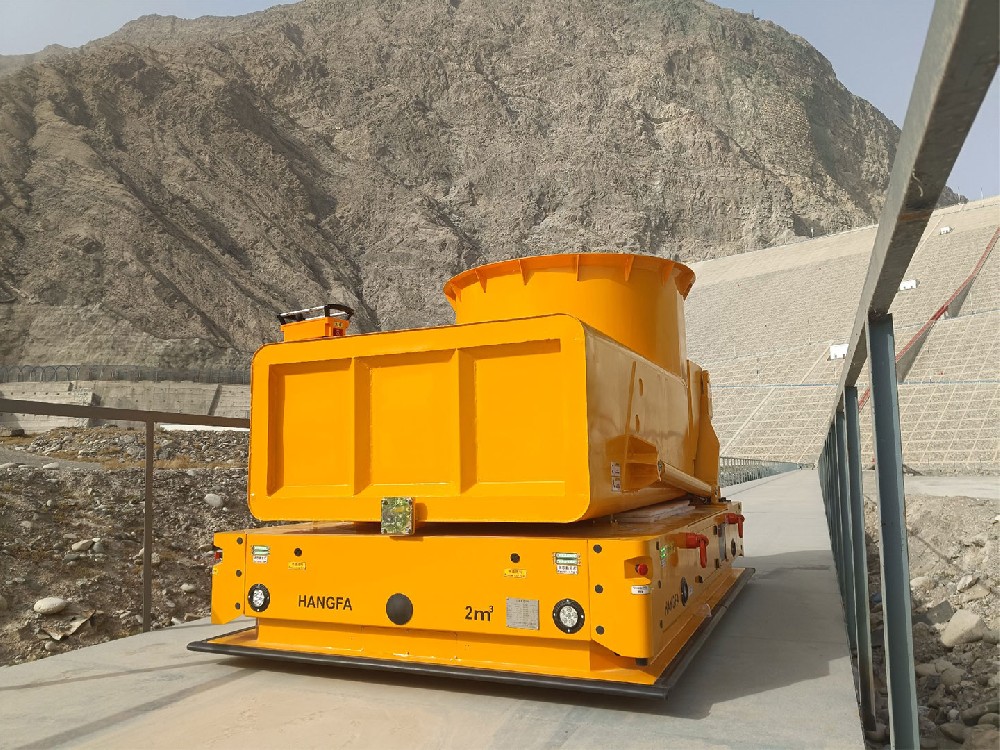 Application of a 5-ton heavy-duty AGV for fish transportation in fish collection buckets